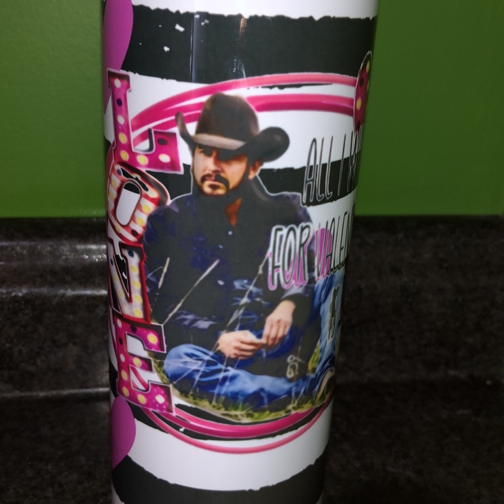 Yellowstone Rip Tumbler 💕❤️ - Picture 13 of 16